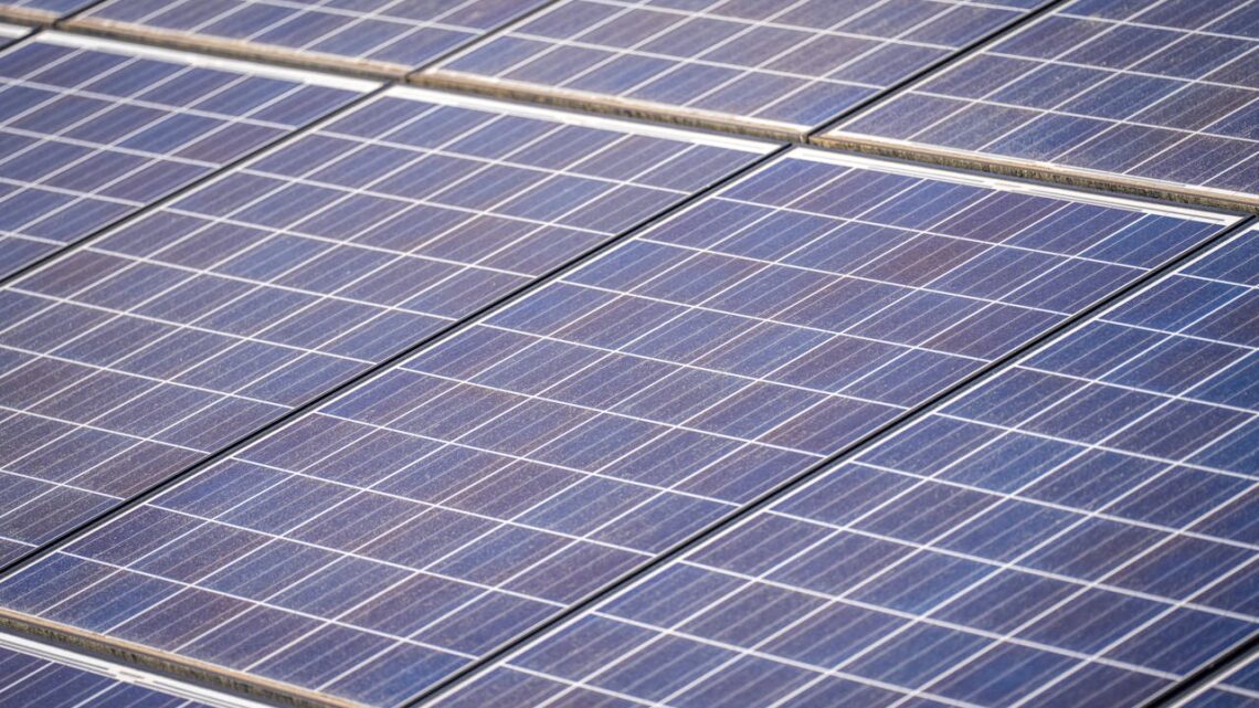 Hybride solcelleanlæg som bæredygtig energiløsning